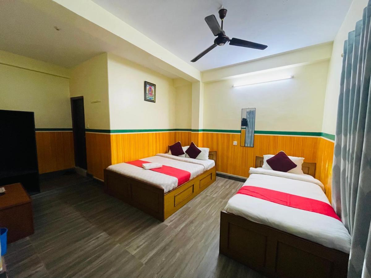 Hotel Old Durbar Pokhara Dış mekan fotoğraf