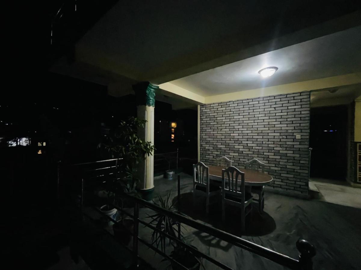 Hotel Old Durbar Pokhara Dış mekan fotoğraf