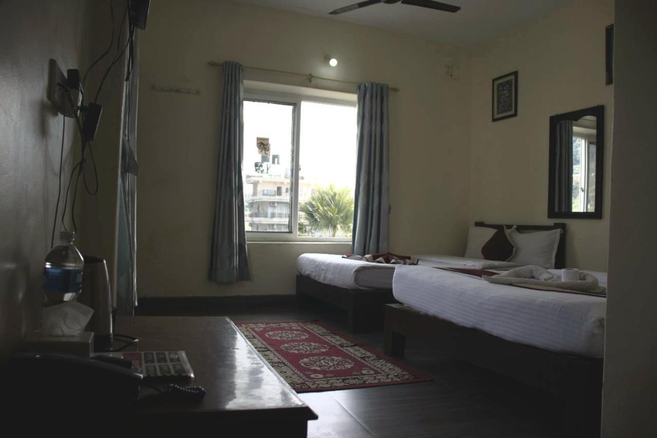 Hotel Old Durbar Pokhara Oda fotoğraf